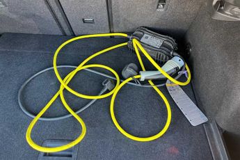 VOLKSWAGEN E-GOLF 35.8kWh e-Golf Hatchback 5dr Electric Auto (136 ps)