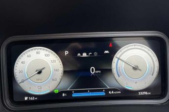 HYUNDAI KONA 39kWh SE Connect SUV 5dr Electric Auto (10.5kW Charger) (136 ps)