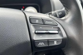 HYUNDAI KONA 39kWh SE Connect SUV 5dr Electric Auto (10.5kW Charger) (136 ps)