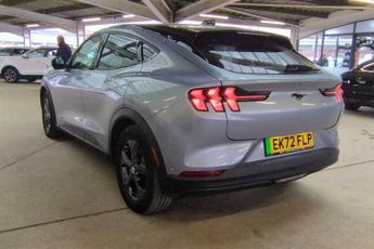 FORD MUSTANG MACH-E Standard Range 70kWh SUV 5dr Electric Automatic (269 ps)