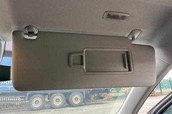 Volkswagen Tiguan 2.0 TDI BlueMotion Tech SE Navigation SUV 5dr Diesel DSG 4Motion