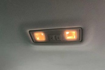 Volkswagen Tiguan 2.0 TDI BlueMotion Tech SE Navigation SUV 5dr Diesel DSG 4Motion