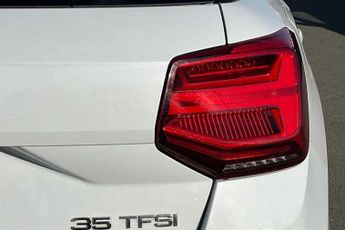 AUDI Q2 1.5 TFSI CoD 35 Black Edition SUV 5dr Petrol S Tronic Euro 6 (s/