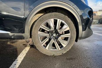 PEUGEOT E-2008 50kWh GT Premium SUV 5dr Electric Auto (136 ps)