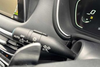 MG MG HS 1.5 T-GDi (162 PS) Exclusive 5 Door Petrol SUV Automatic *** 1 O