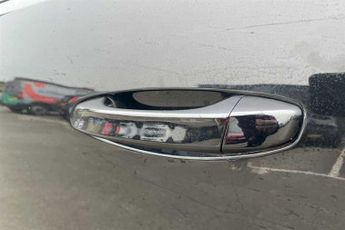 PEUGEOT E-3008 73kWh GT SUV 5dr Electric Auto (210 ps)