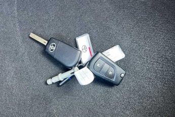 TOYOTA AYGO X 1.0 VVT-i Edge Hatchback 5dr Petrol x-shift Euro 6 (s/s) (72 ps)