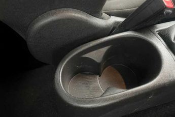 Vauxhall Corsa Sting 1.2i (70ps)