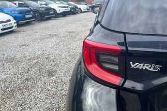 TOYOTA YARIS 1.5 VVT-h Design Hatchback 5dr Petrol Hybrid E-CVT Euro 6 (s/s) 