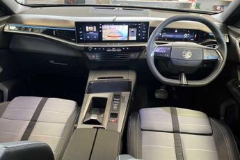 Vauxhall Grandland Electric 73kWh GS SUV 5dr Electric Auto (213 ps)