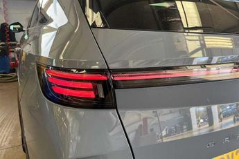 Vauxhall Grandland Electric 73kWh GS SUV 5dr Electric Auto (213 ps)