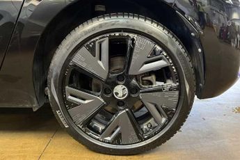 Vauxhall Corsa Electric 51kWh Ultimate Hatchback 5dr Electric Auto (156 ps)