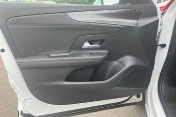 Vauxhall Mokka Electric GS 50kWh Automatic (136ps)