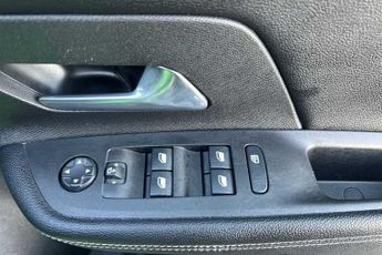 VAUXHALL MOKKA Electric 54kWh Ultimate SUV 5dr Electric Auto (Long Range) (156 ps)