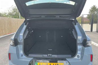 Vauxhall Grandland Electric 73kWh Ultimate SUV 5dr Electric Auto (213 ps)