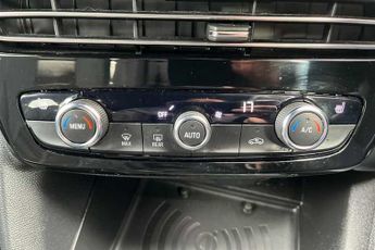 VAUXHALL MOKKA Electric 50kWh Ultimate SUV 5dr Electric Auto (136 ps)