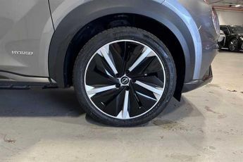 NISSAN JUKE 1.6 Tekna+ SUV 5dr Petrol Hybrid Auto Euro 6 (143 ps)