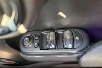 MINI HATCH 1.5 One Classic Hatchback 5dr Petrol Steptronic Euro 6 (s/s) (10