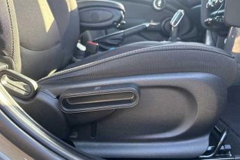 MINI HATCH 1.5 One Classic Hatchback 5dr Petrol Steptronic Euro 6 (s/s) (10