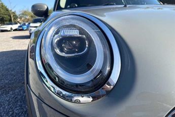 MINI HATCH 1.5 One Classic Hatchback 5dr Petrol Steptronic Euro 6 (s/s) (10