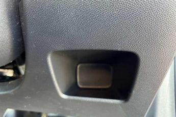 Vauxhall Corsa Electric 50kWh Elite Nav Hatchback 5dr Electric Auto (7.4Kw Charger) (136