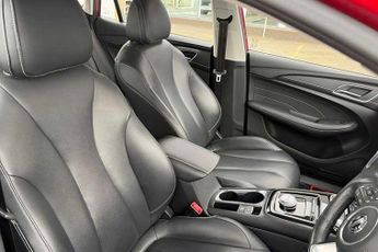 MG MG5 61.1kWh Exclusive Long Range Estate 5dr Electric Auto (156 ps)