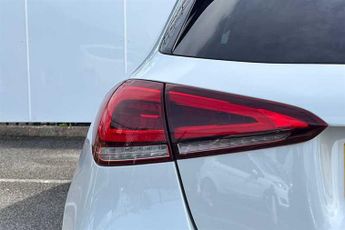 MERCEDES-BENZ A CLASS 1.3 A200 AMG Line Hatchback 5dr Petrol 7G-DCT Euro 6 (s/s) (163 