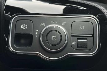 MERCEDES-BENZ A CLASS 1.3 A200 AMG Line Hatchback 5dr Petrol 7G-DCT Euro 6 (s/s) (163 