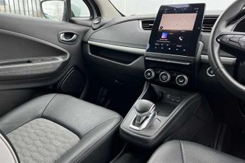 RENAULT ZOE R135 52kWh GT Line Hatchback 5dr Electric Auto (i, Rapid Charge)