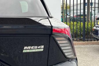 MG MG4 EV 51kWh SE Hatchback 5dr Electric Auto (170 ps)