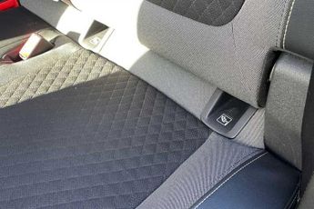 Vauxhall Grandland X 1.2 Turbo SRi Nav SUV 5dr Petrol Auto Euro 6 (s/s) (130 ps)