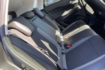 Vauxhall Grandland X 1.2 Turbo SRi Nav SUV 5dr Petrol Auto Euro 6 (s/s) (130 ps)