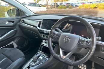 VAUXHALL GRANDLAND 1.6 14.2kWh GSe SUV 5dr Petrol Plug-in Hybrid Auto AWD Euro 6 (s