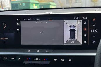 Vauxhall Grandland 1.2 Ultimate SUV 5dr Petrol Hybrid e-DCT Euro 6 (s/s) (136 ps)