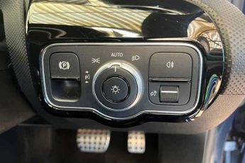 MERCEDES-BENZ A CLASS 1.3 A180 AMG Line Hatchback 5dr Petrol 7G-DCT Euro 6 (s/s) (136 