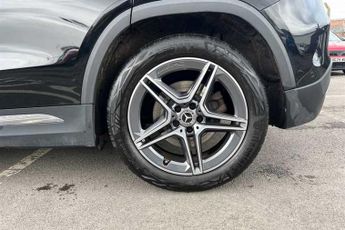 MERCEDES-BENZ GLA 2.0 GLA220d AMG Line (Premium Plus) SUV 5dr Diesel 8G-DCT 4MATIC