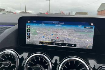 MERCEDES-BENZ GLA 2.0 GLA220d AMG Line (Premium Plus) SUV 5dr Diesel 8G-DCT 4MATIC