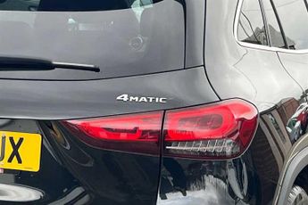 MERCEDES-BENZ GLA 2.0 GLA220d AMG Line (Premium Plus) SUV 5dr Diesel 8G-DCT 4MATIC