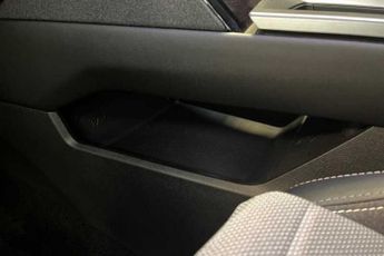 Vauxhall Grandland 1.2 GS SUV 5dr Petrol Hybrid e-DCT Euro 6 (s/s) (136 ps)