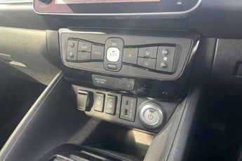 NISSAN LEAF 39kWh N-Connecta Hatchback 5dr Electric Auto (150 ps)