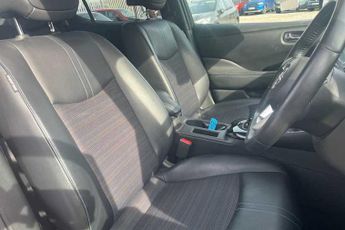 NISSAN LEAF 39kWh N-Connecta Hatchback 5dr Electric Auto (150 ps)