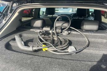 NISSAN LEAF 39kWh N-Connecta Hatchback 5dr Electric Auto (150 ps)
