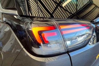 VAUXHALL CROSSLAND 1.2 Turbo Ultimate SUV 5dr Petrol Auto Euro 6 (s/s) (130 ps)