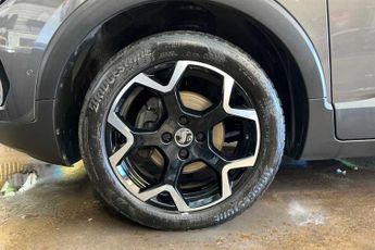 VAUXHALL CROSSLAND 1.2 Turbo Ultimate SUV 5dr Petrol Auto Euro 6 (s/s) (130 ps)