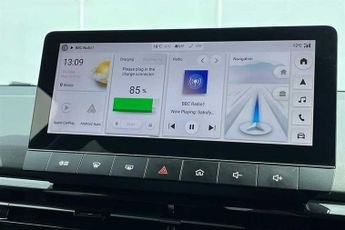 MG MG4 EV 64kWh Trophy Long Range Hatchback 5dr Electric Auto (203 ps)
