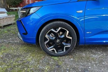 VAUXHALL GRANDLAND 1.6 14.2kWh Ultimate SUV 5dr Petrol Plug-in Hybrid Auto Euro 6 (