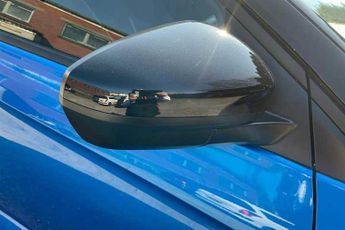 VAUXHALL GRANDLAND 1.6 14.2kWh Ultimate SUV 5dr Petrol Plug-in Hybrid Auto Euro 6 (