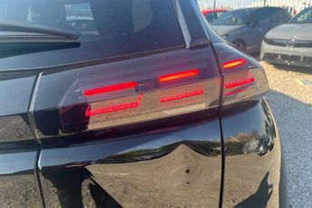 PEUGEOT E-2008 50kWh GT SUV 5dr Electric Auto (7kW Charger) (136 ps)