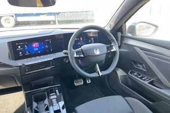 Vauxhall Astra Electric 54kWh GS Hatchback 5dr Electric Auto (156 ps)