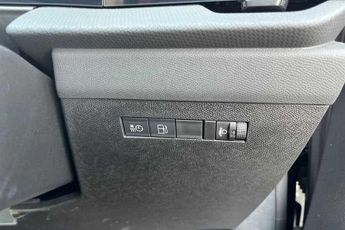 Vauxhall Astra Electric 54kWh GS Hatchback 5dr Electric Auto (156 ps)